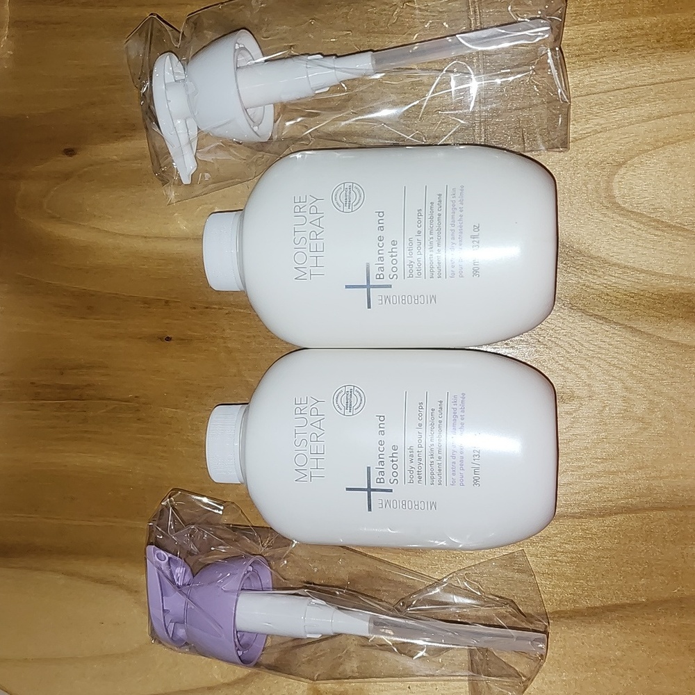 New Moisture Therapy +Balance and Soothe Set